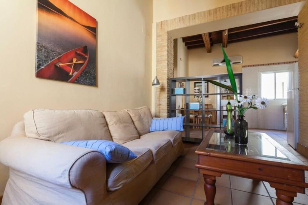 Precioso - Localizacion Perfecta **wifi - A/c** Appartement